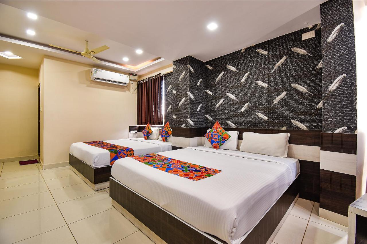 Fabhotel Rotano Suites - Yelahanka Bangalore Esterno foto